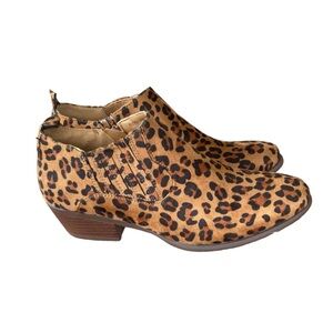 Refresh Rider-11 Leopard Zip Up Almond Toe Booties Women’s Size 6
